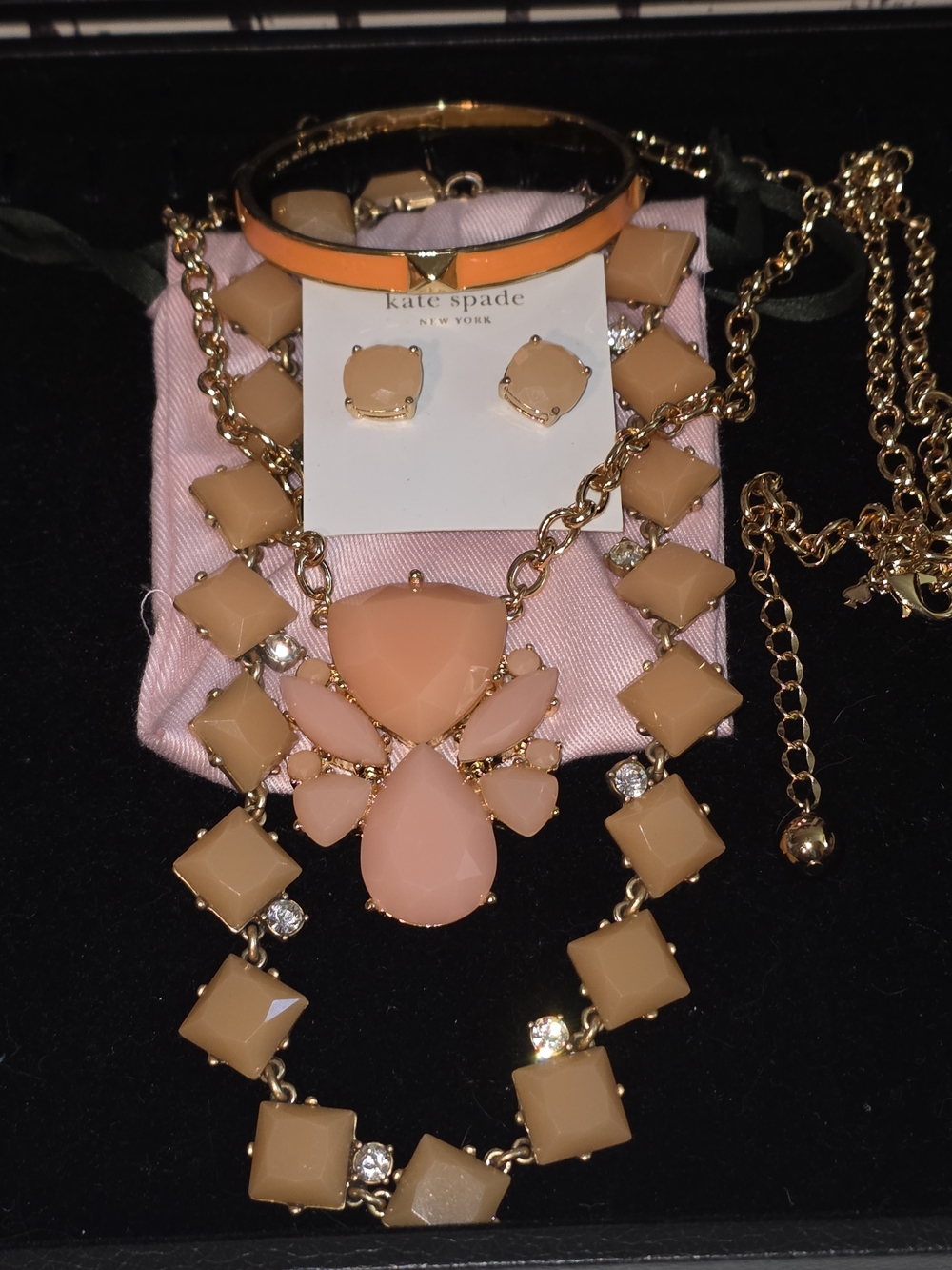 kate spade peach and gold statement necklace, Braclete And Earring set